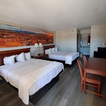 Days Inn By Wyndham Safford, Az Экстерьер фото