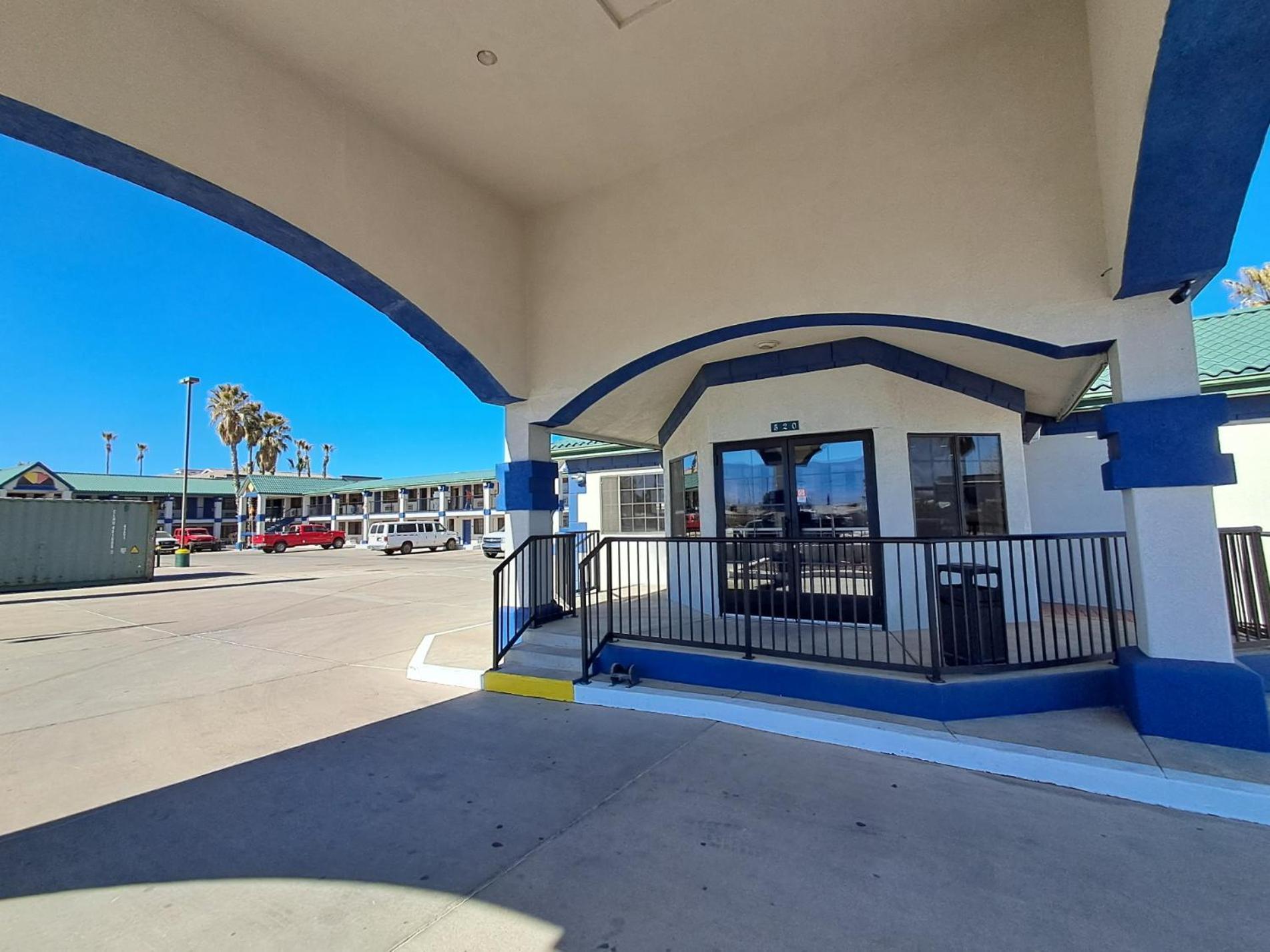 Days Inn By Wyndham Safford, Az Экстерьер фото